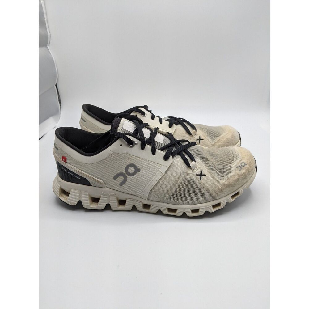 On Women's Cloud X 3 Sneakers, White/Black, 8.5 Medium US